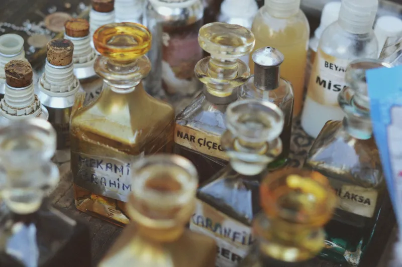 Olfactory Connoisseurship: Building a Fragrance Collection With the Eye of a Curator
